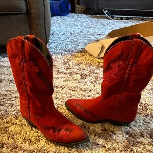 Justin Boot Co. Red Bucksin Apache Red Riding Boots